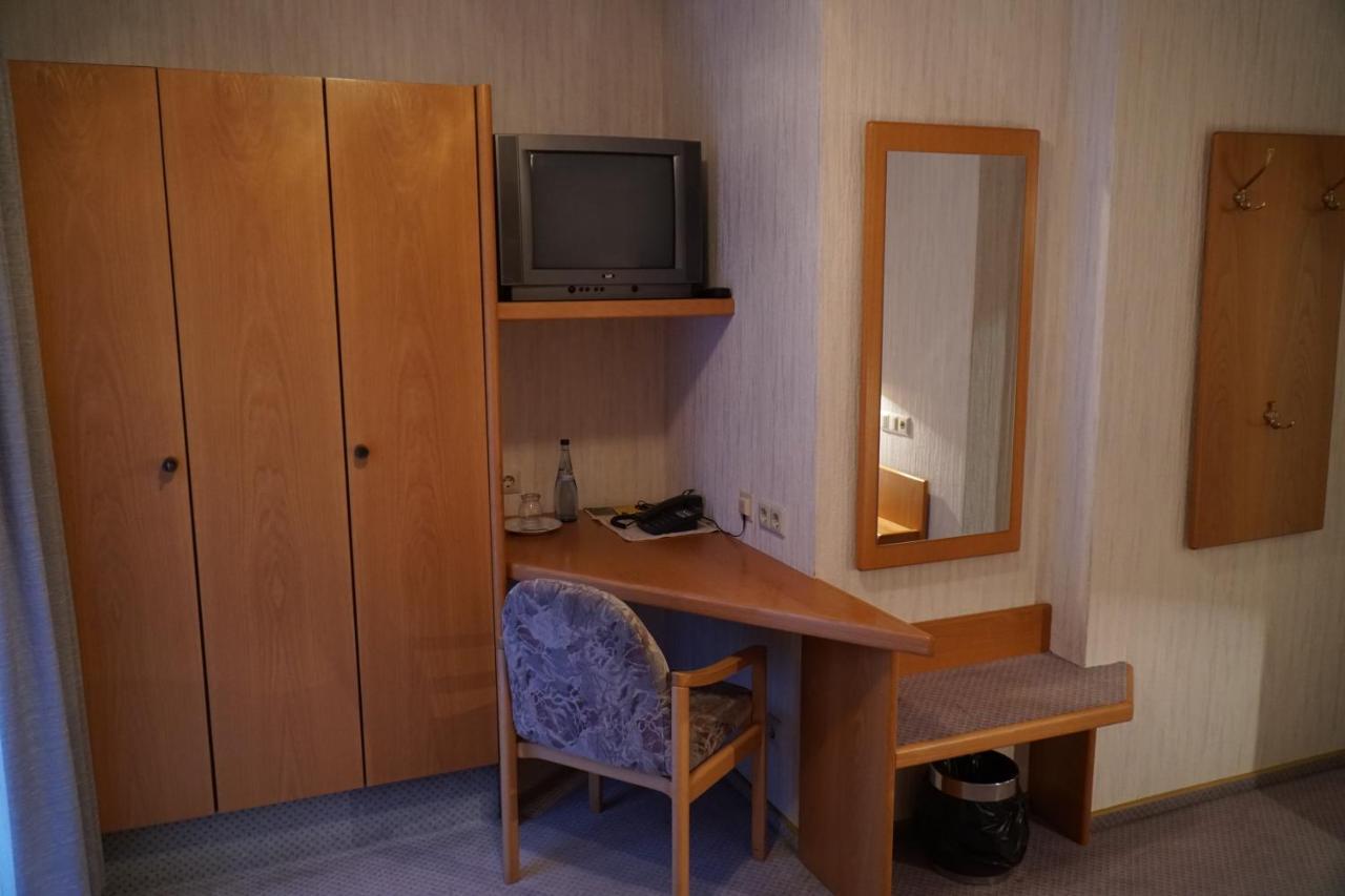 Hotel Eleon バート・タイナッハ・ツァヴェルシュタイン エクステリア 写真